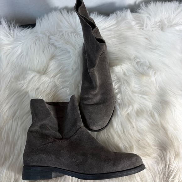 Eileen Fisher Shoes - Eileen Fisher Grey Suede Slouchy Ankle Boots Vero Cuoio Made in Italy Size 6